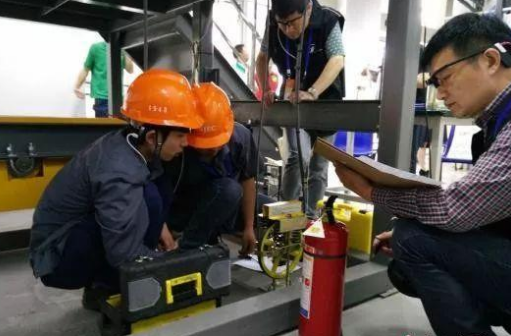 凯发k8鼓励企业对高技能人才实行年薪制度