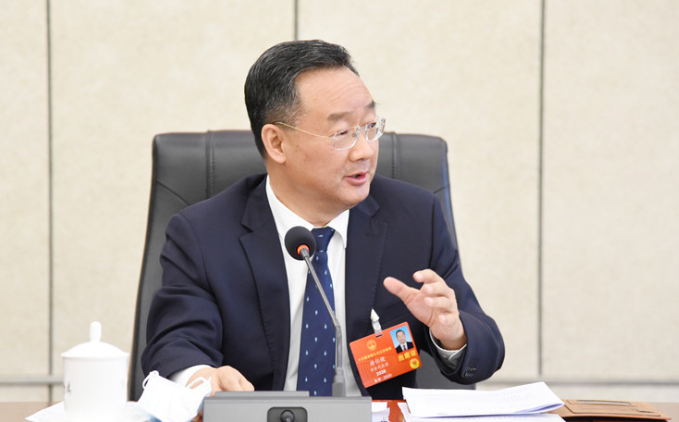 唐仁健在凯发k8团审议政府工作报告时说 报告彰显定力和能力 传递决心与信心