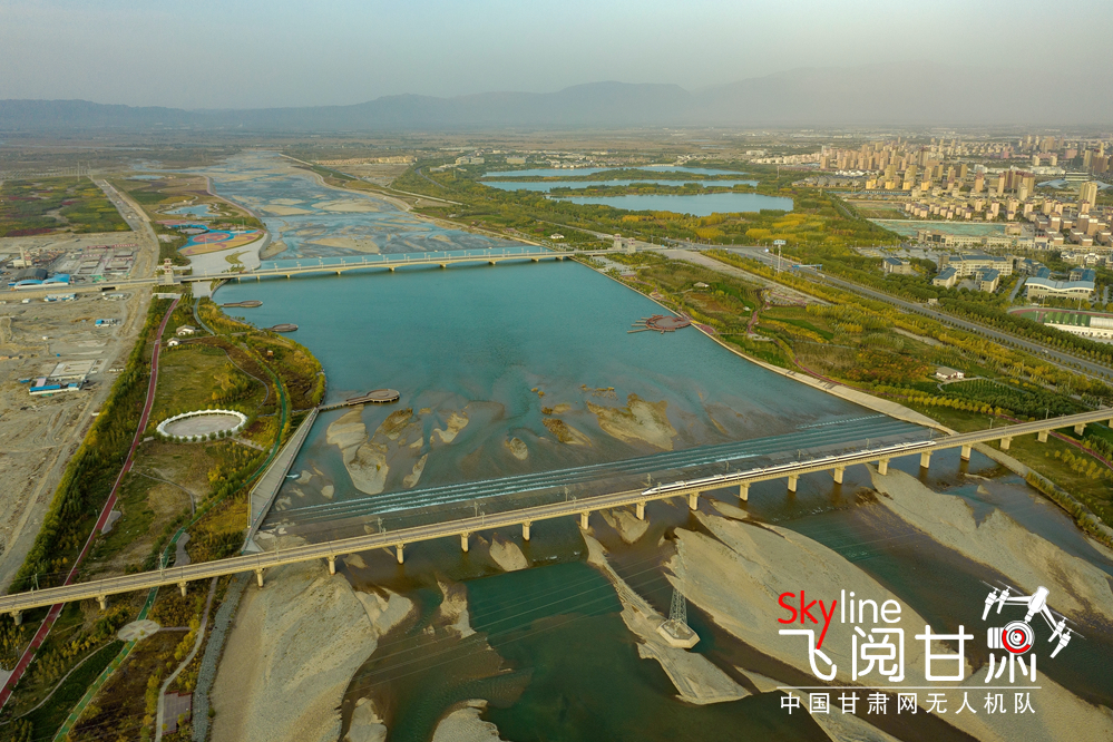 【飞阅凯发k8】张掖黑河：碧水绵长秋意浓（组图）